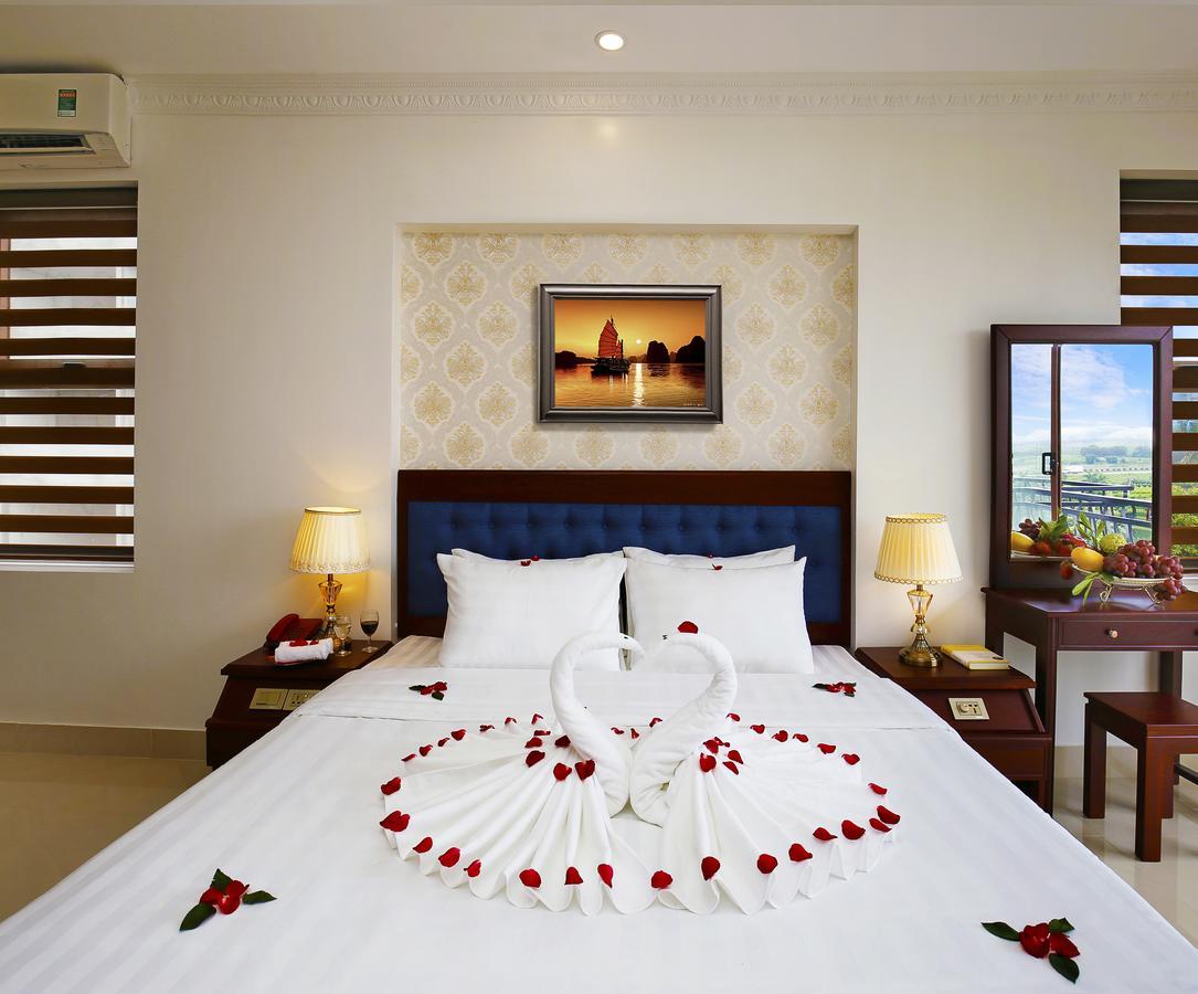 Bac Ninh Uri Hotel מראה חיצוני תמונה